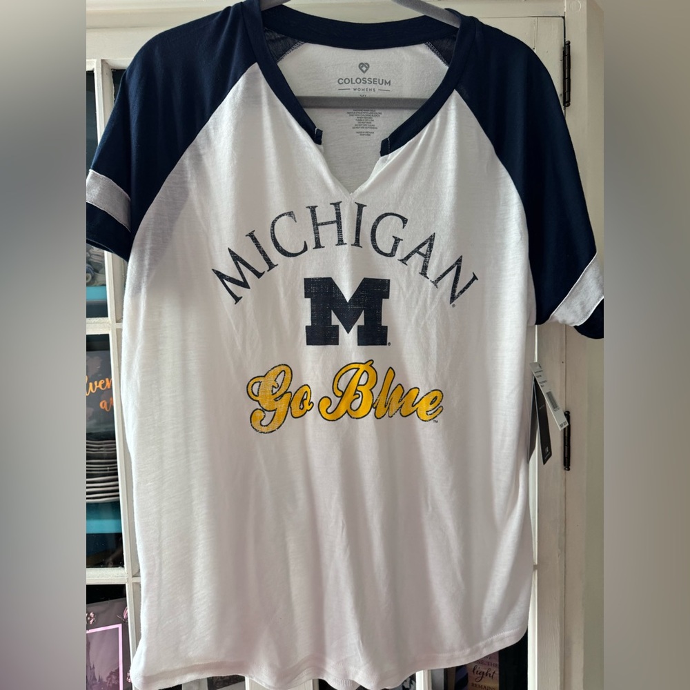 University of Michigan woman’s raglan top